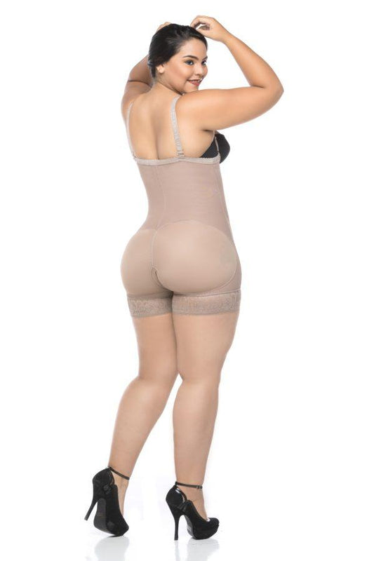 GAMA ALTA SHORT ELENA , LINEA MOLDEADORA) REF: 522
